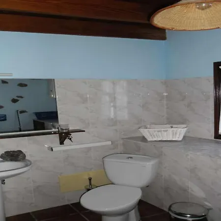 Sleeps 2 Wifi Femés